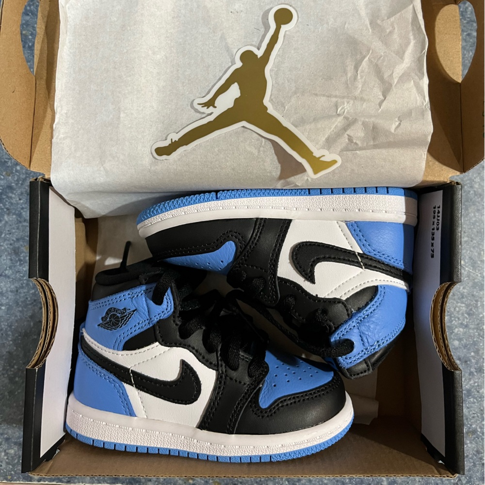 JORDAN 1 Retro HIGH (OG) “UNC TOE” Toddler SZ 6c NWT